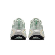 Women's Nike Vomero Plus Running Shoe - Light Silver/Metallic Silver - Regular (B)