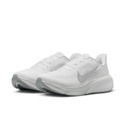 Women's Pegasus 42 (102 - White/Metallic Silver-Wolf Grey)