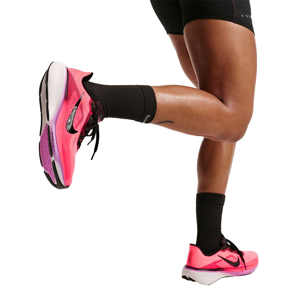 Women's Pegasus 42 Running Shoe - Lava Glow/Black/Flash Crimson/Light Magenta - Regular (B)