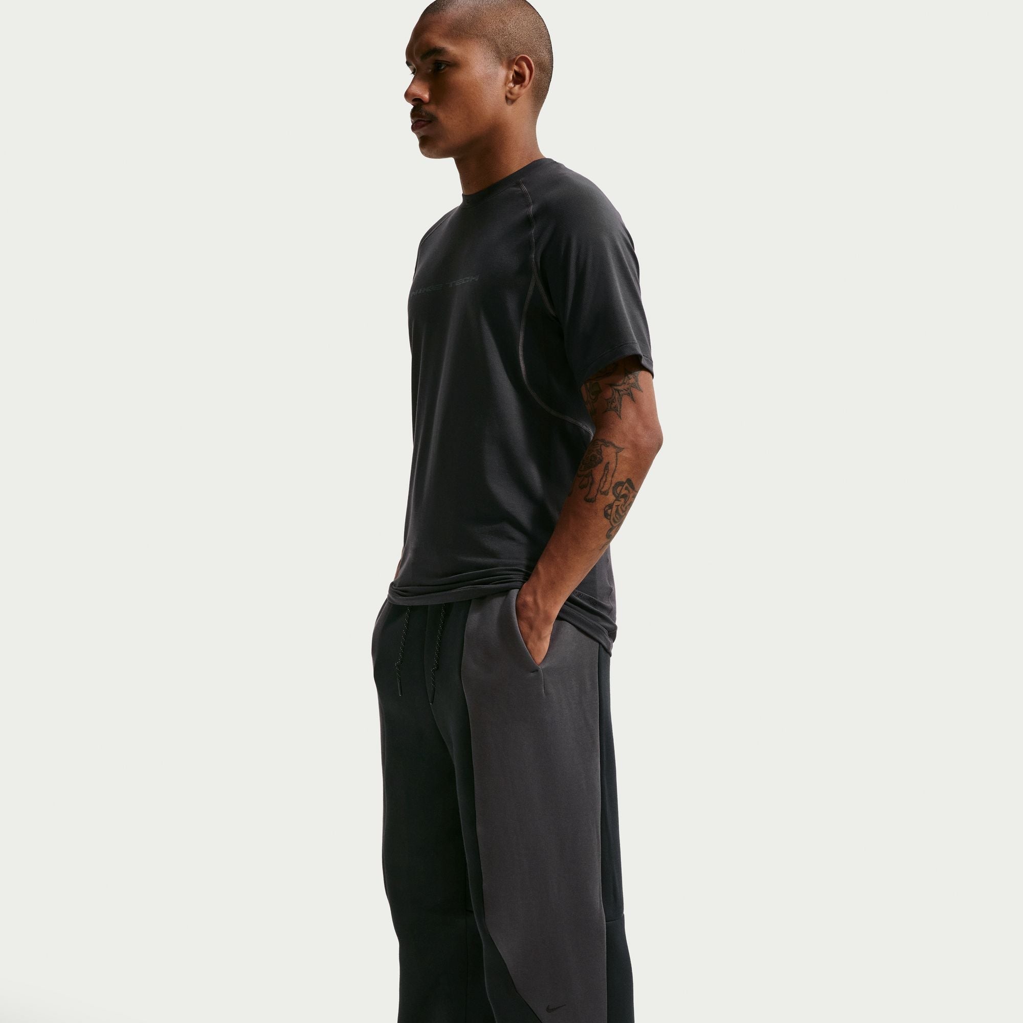 Men's Nike Tech Color-Block Open-Hem Fleece Pants - Black/Anthracite/Black