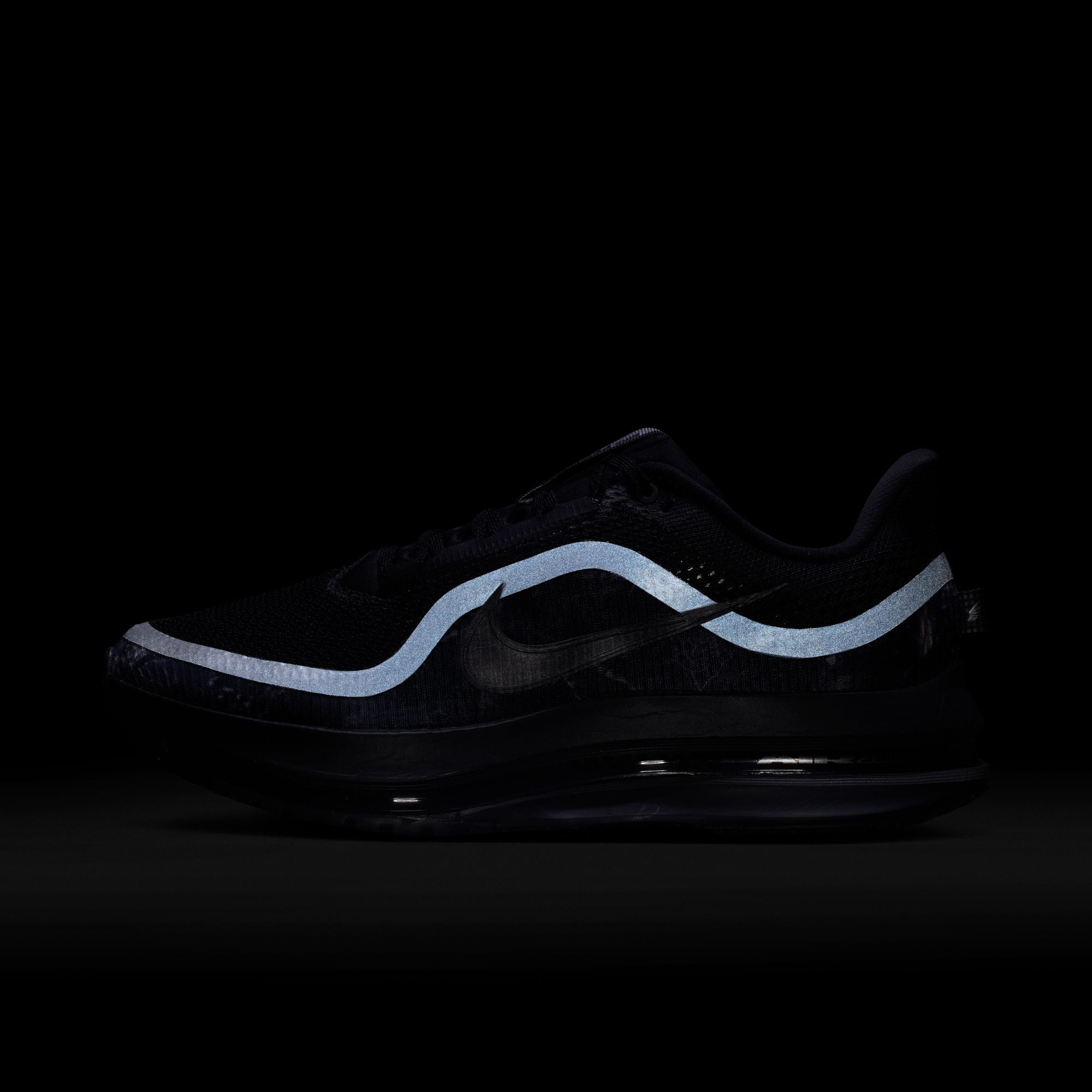 Men's Pegasus Premium (001 - Off Noir/Mtlc Dark Grey-Black-Iron)