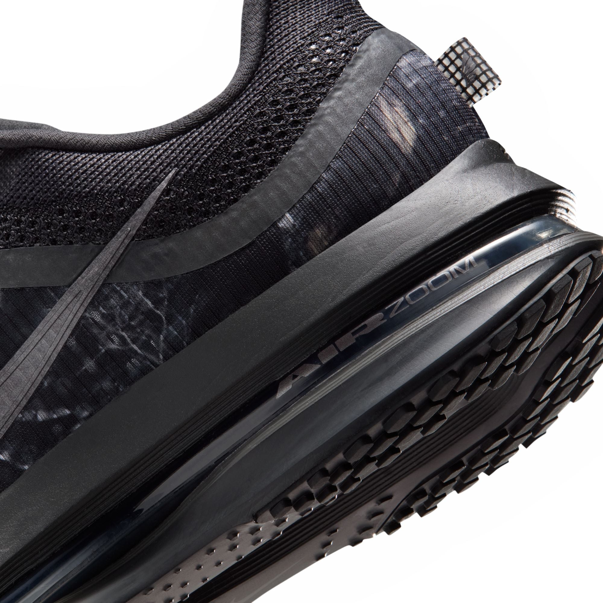 Men's Pegasus Premium (001 - Off Noir/Mtlc Dark Grey-Black-Iron)