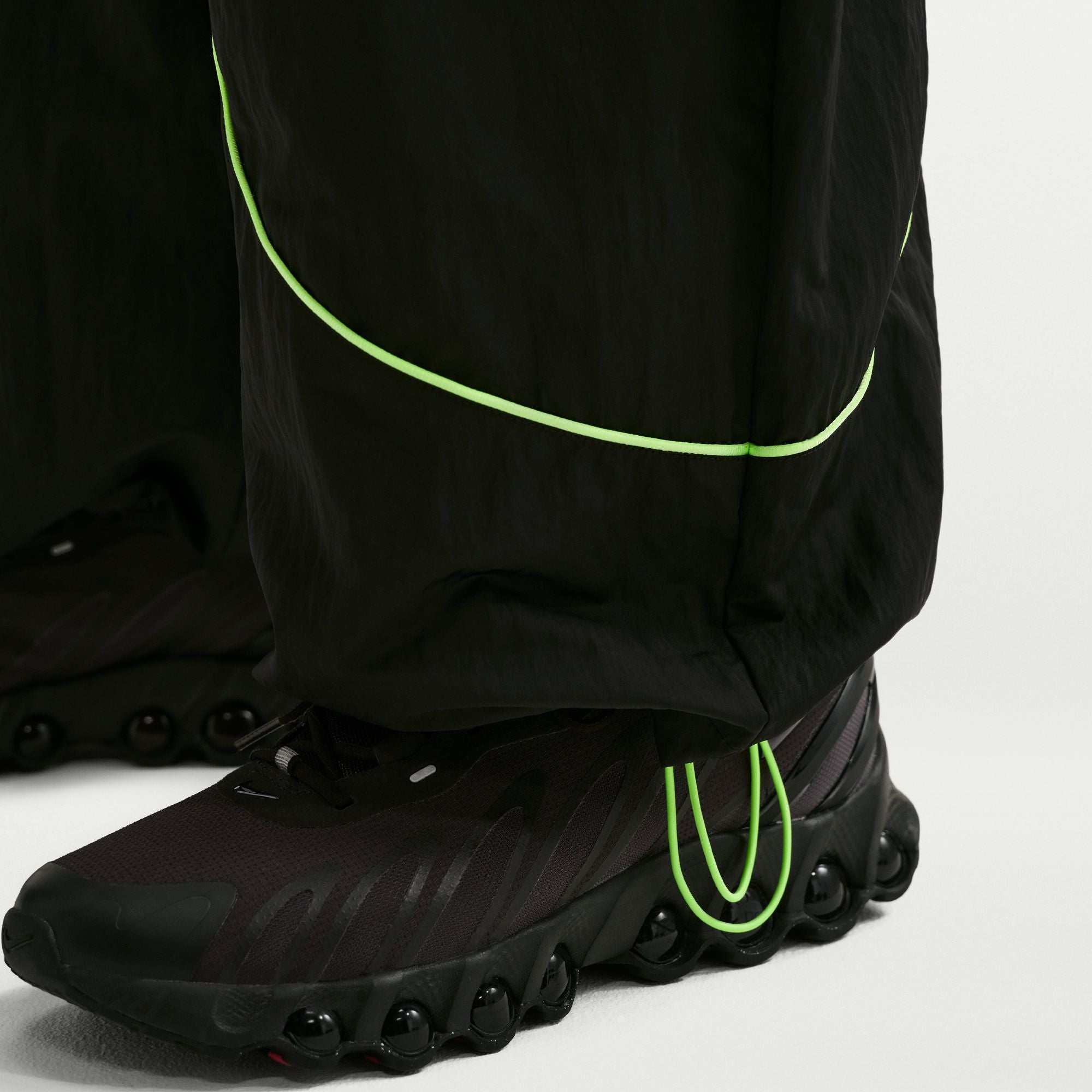Men's Nike Project FROG Tobi Pants - Black/Volt Ice/Cream II/Volt Ice