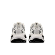 Men's Vomero 18 (100 - Summit White/Metallic Silver-Black)