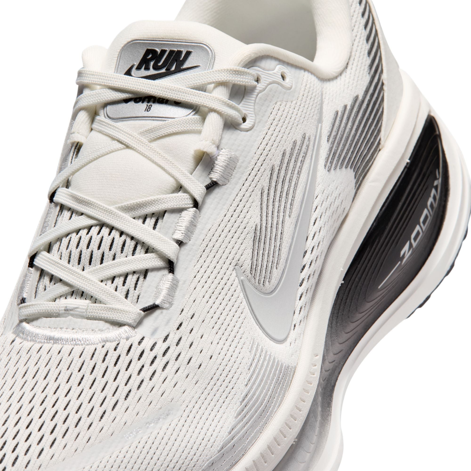Men's Vomero 18 (100 - Summit White/Metallic Silver-Black)
