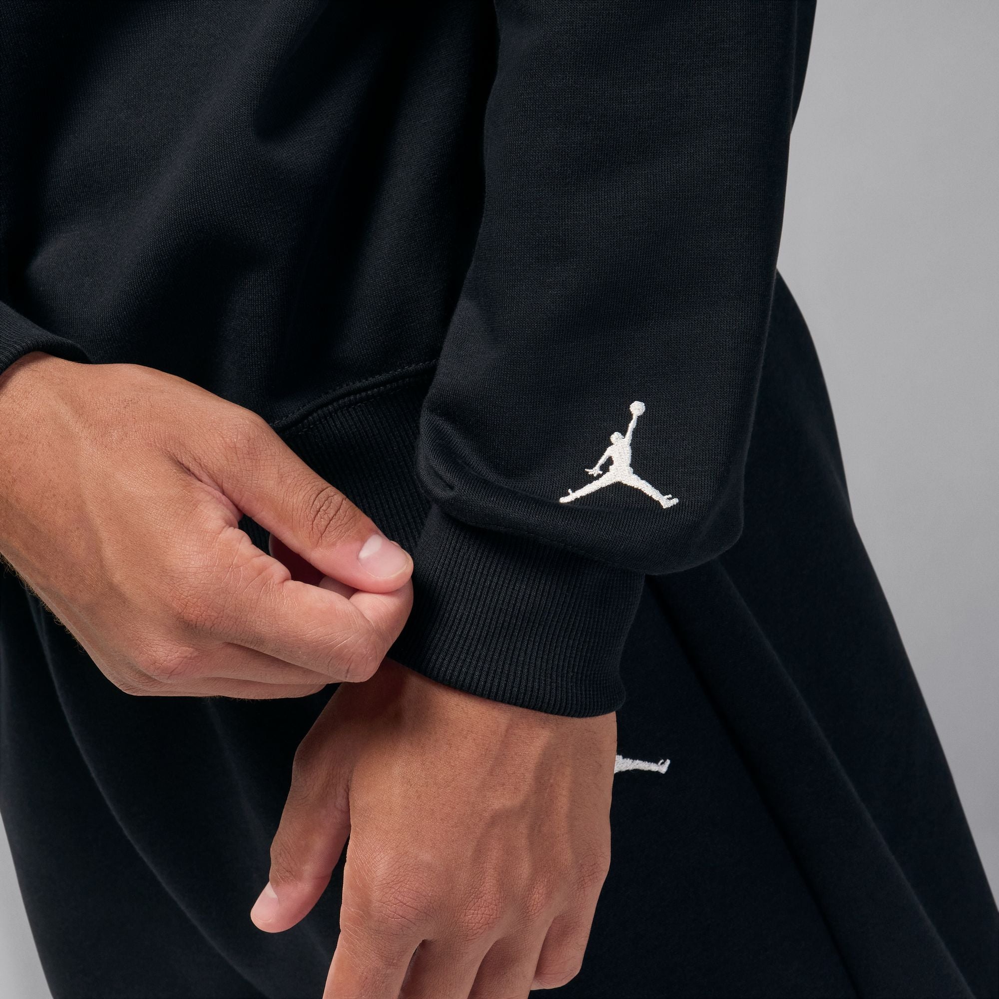 Men's Jordan Brooklyn French Terry Realtree Crew-Neck Sweatshirt - Black/Sail
