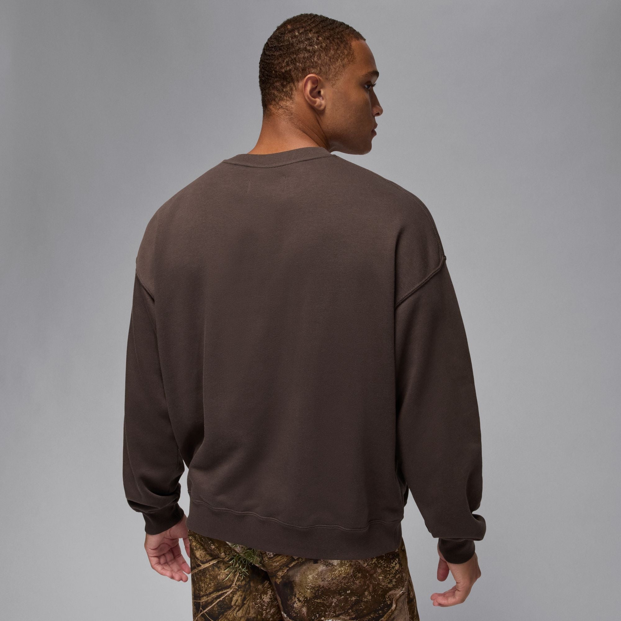 Men's Jordan Brooklyn French Terry Realtree Crew-Neck Sweatshirt - Baroque Brown/Sail