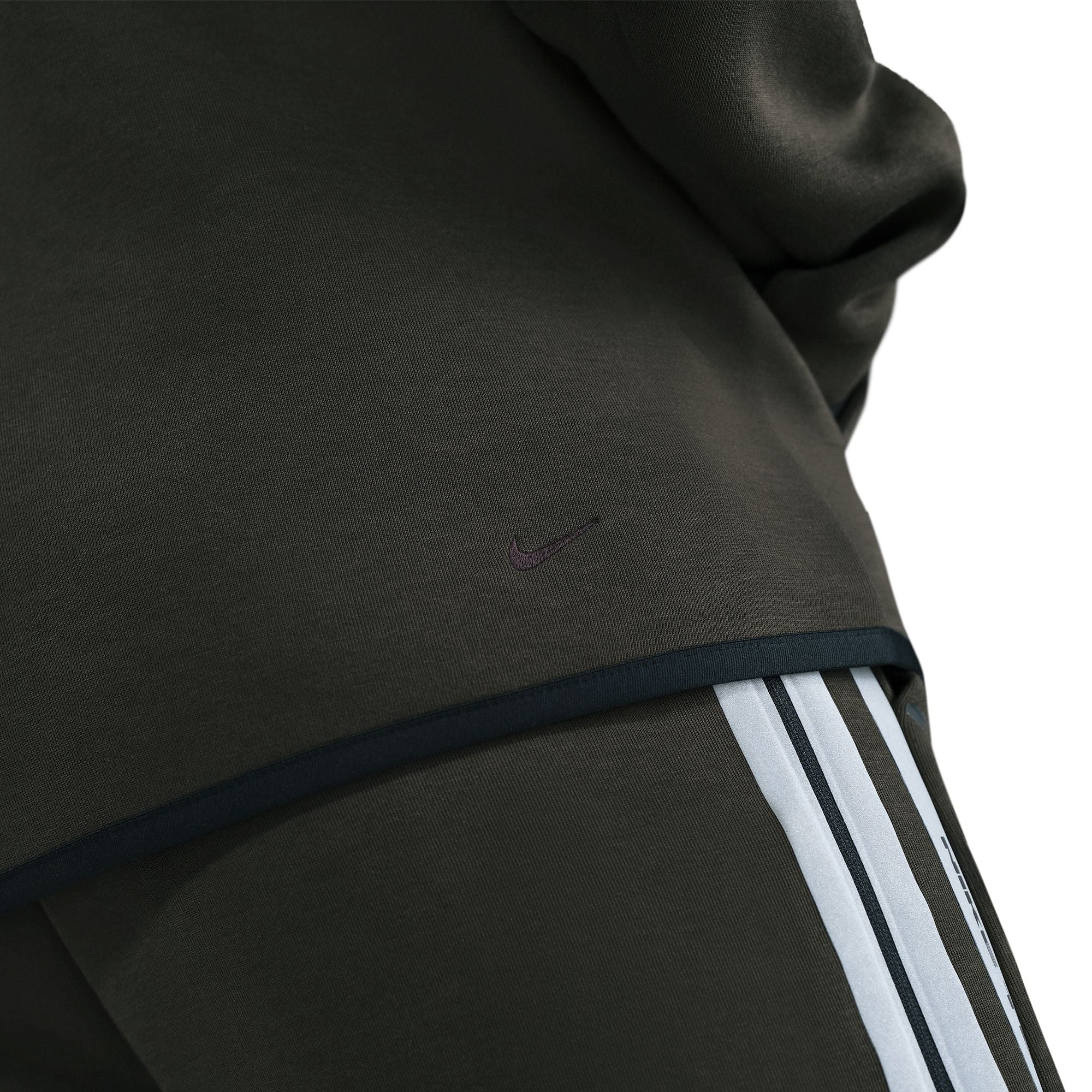 Men's Nike Tech Full-Zip Fleece Windrunner Jacket with Reflective Design Accents - Sequoia/Black