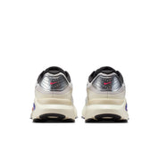 Men’s Structure 26 (121 - Summit White/Black-Bright Crimson)