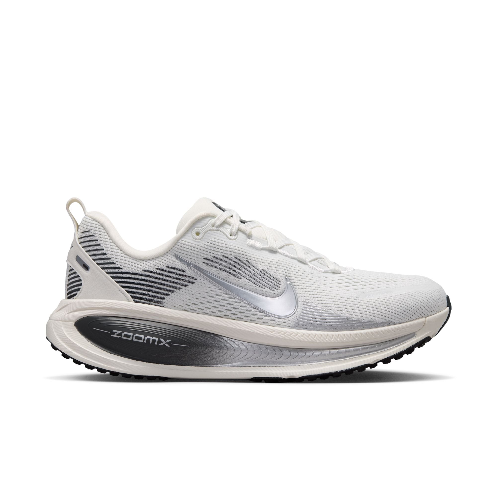 Women's Vomero 18 (101 - Summit White/Metallic Silver-Sail)