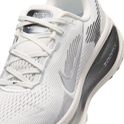 Women's Vomero 18 (101 - Summit White/Metallic Silver-Sail)