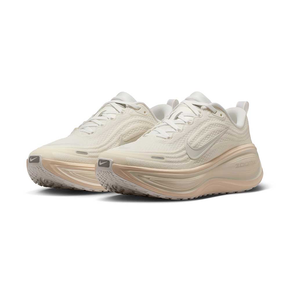 Women's Nike Vomero Plus  - Summit White/Chalk/Phantom/Pure Platinum - Regular (B)