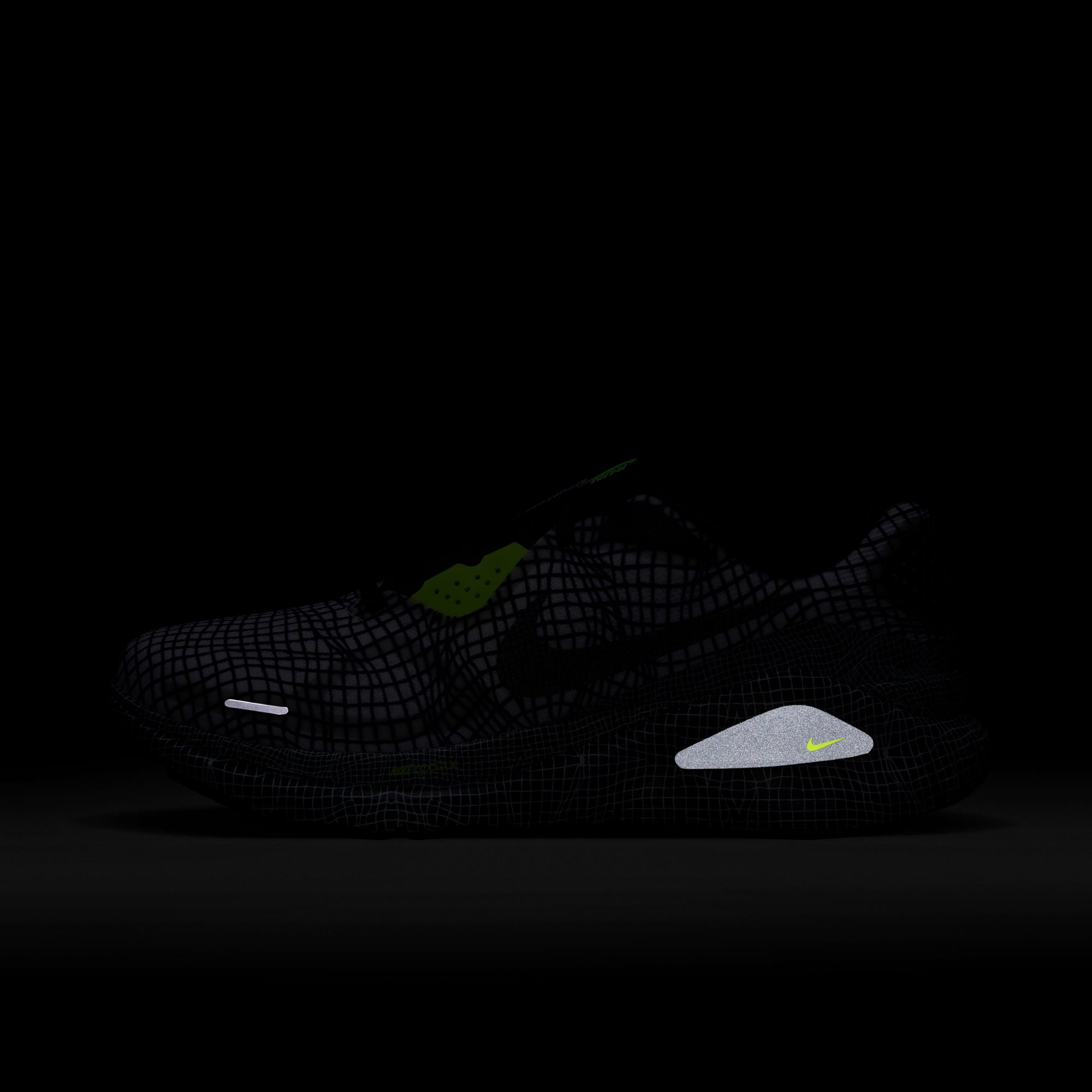 Men’s Structure 26 SE (100 - White/Black-Volt-DK Smoke Grey)