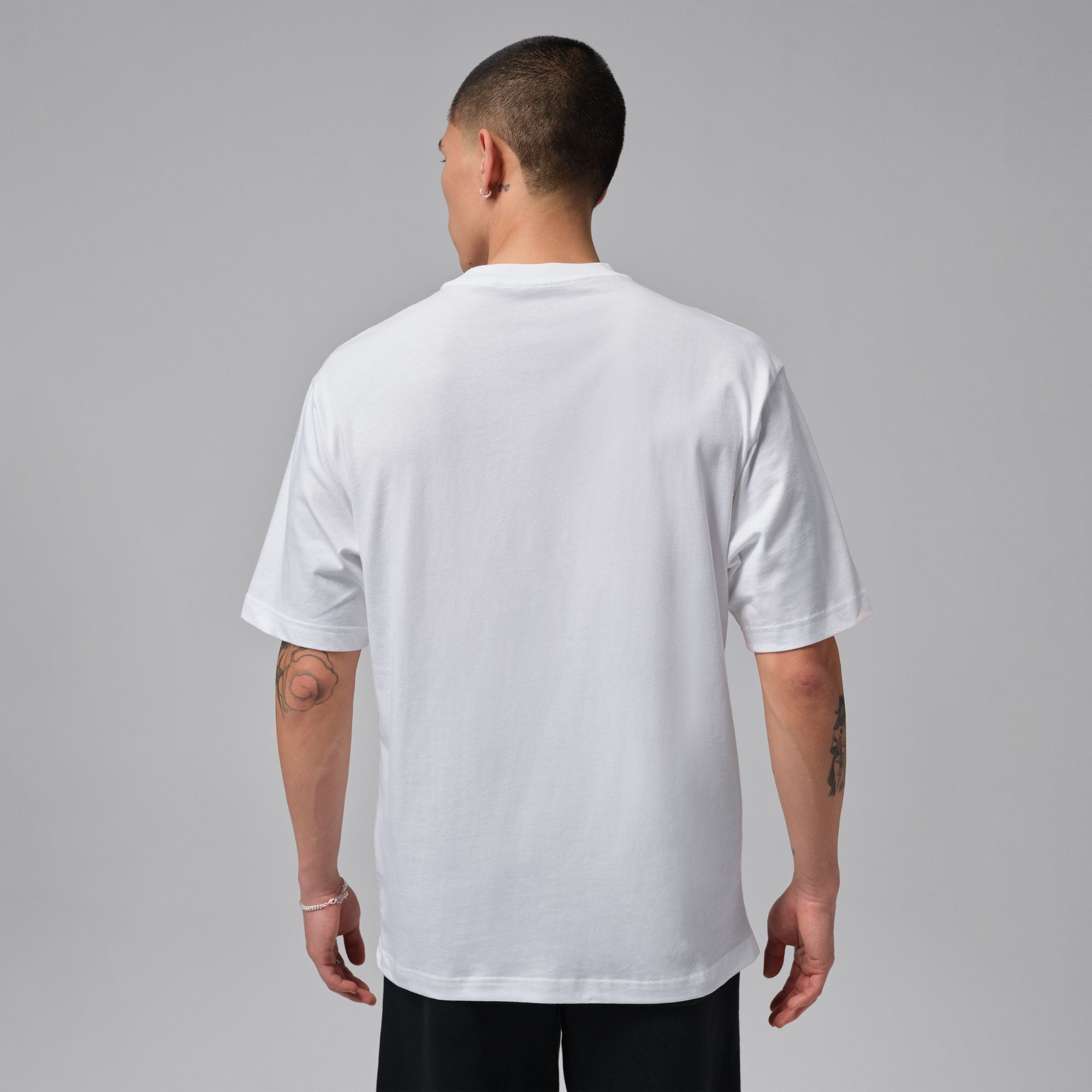 Men's Jordan Hands Graphic T-Shirt - White/Infrared 23