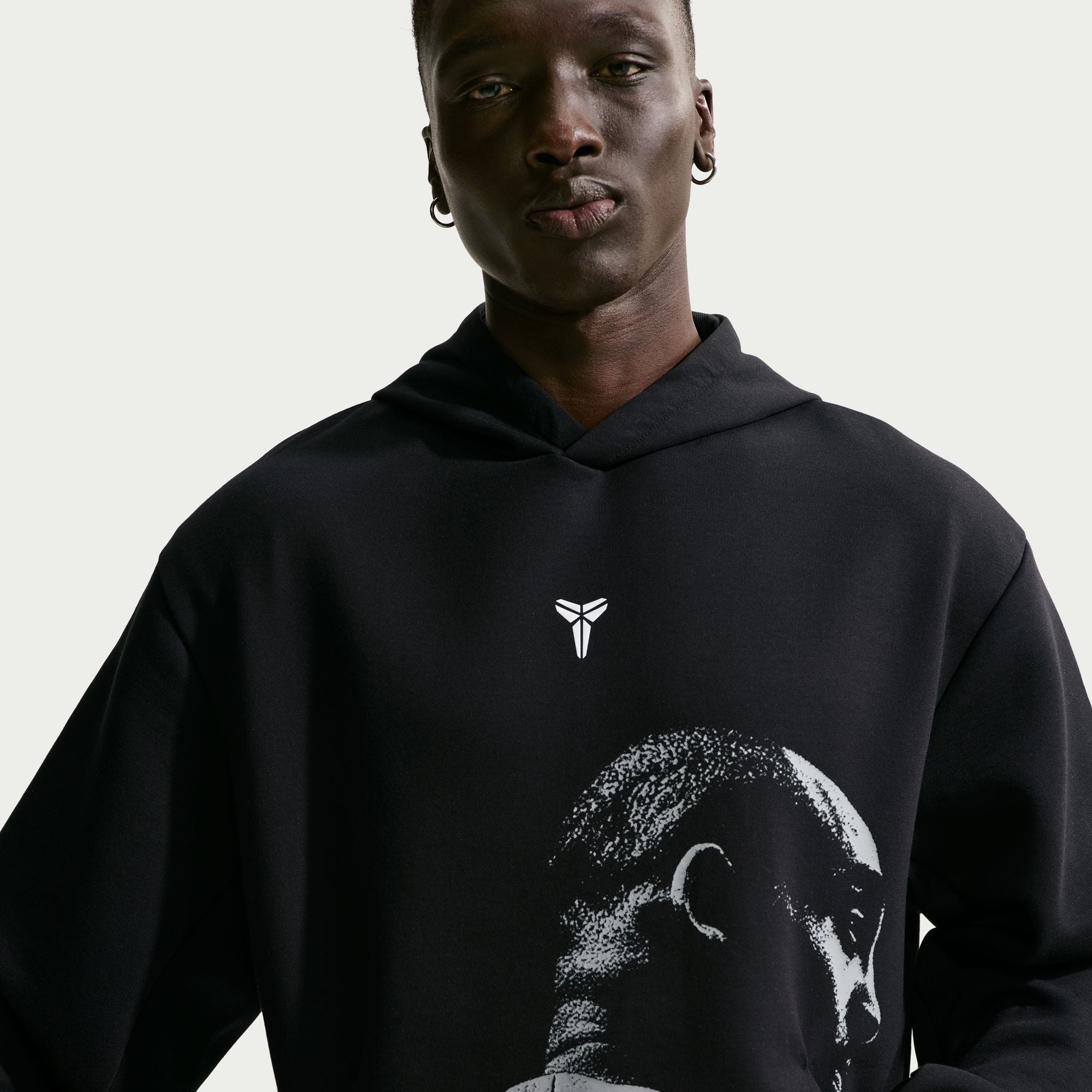 Men's Kobe Dri-FIT Fleece Pullover Basketball Hoodie - Black/White