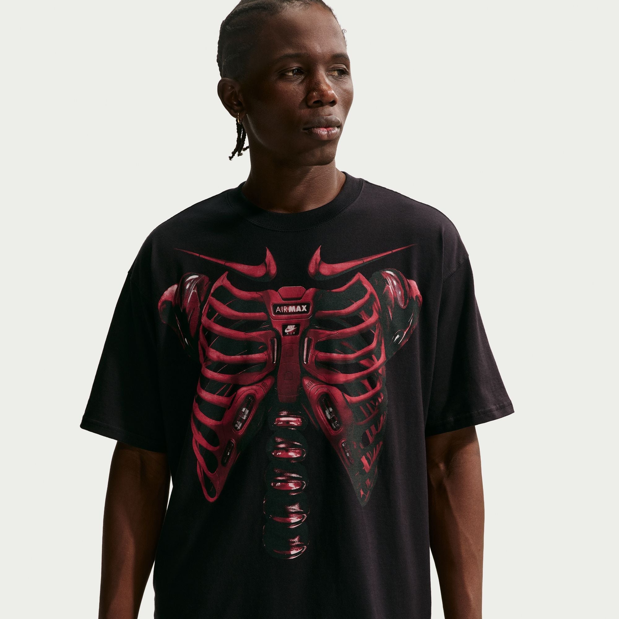 Men's Nike Sportswear Max90 T-Shirt - Black/Team Crimson