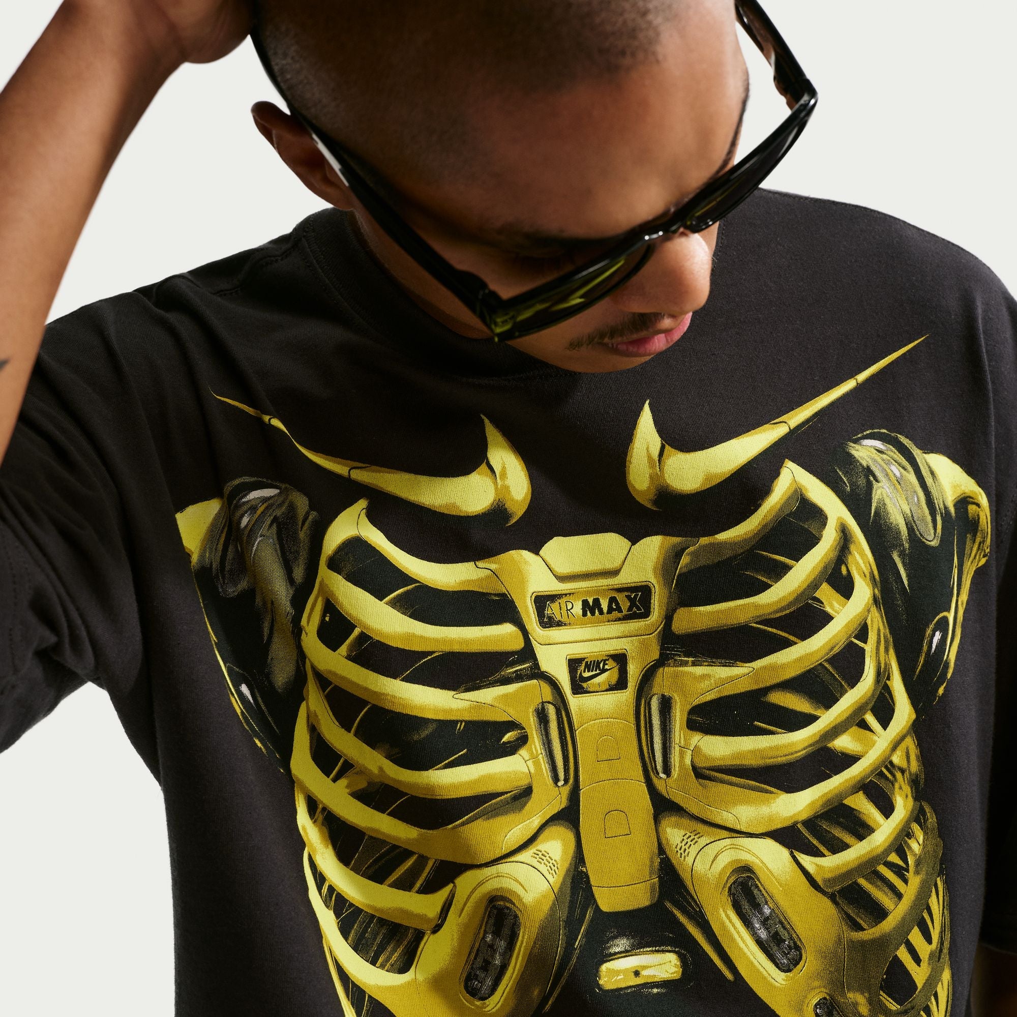 Men's Nike Sportswear Max90 T-Shirt - Black/Neon Yellow