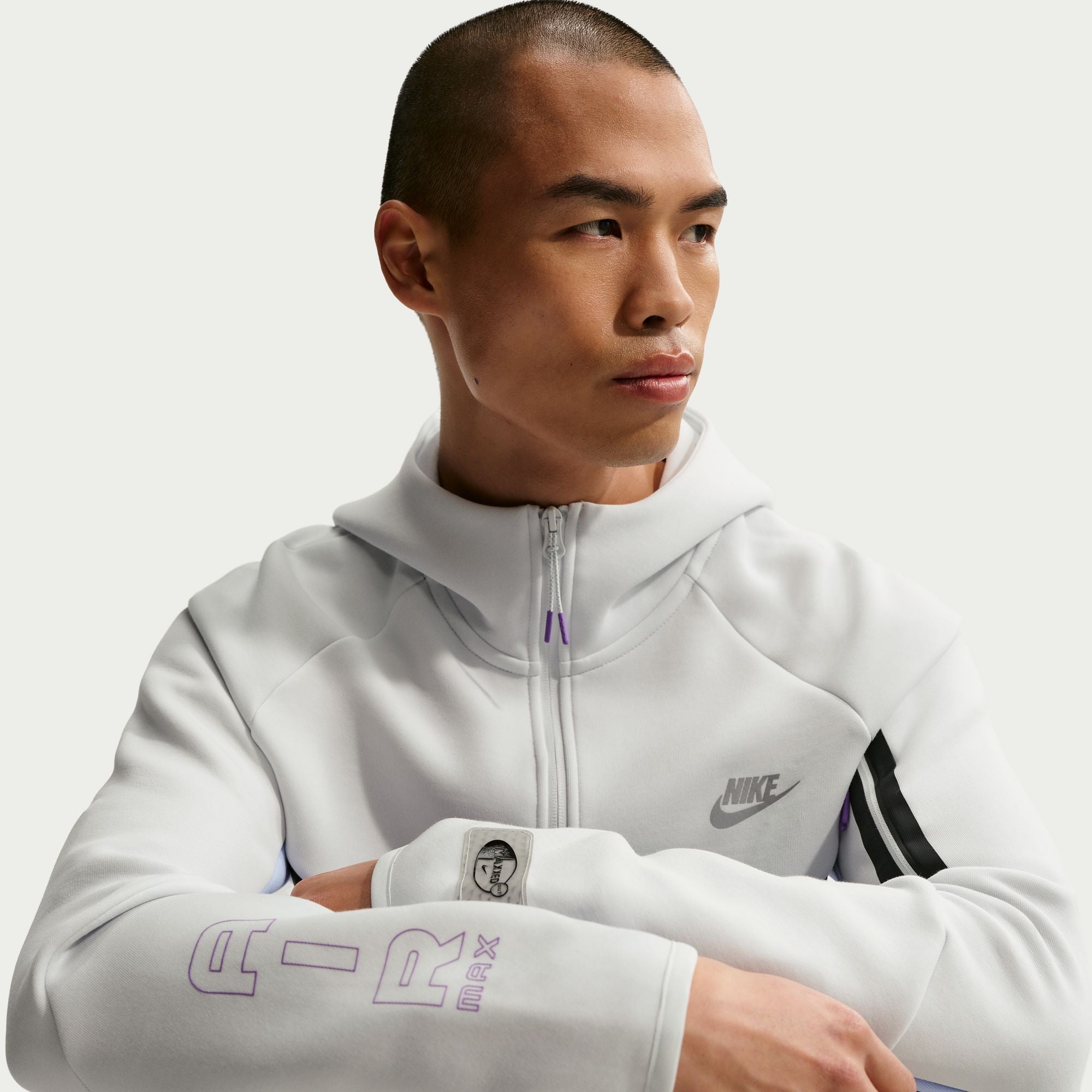 Men's Nike Tech Fleece Air Max Full-Zip Windrunner Jacket - Off White/Hydrogen Blue/Bright Violet