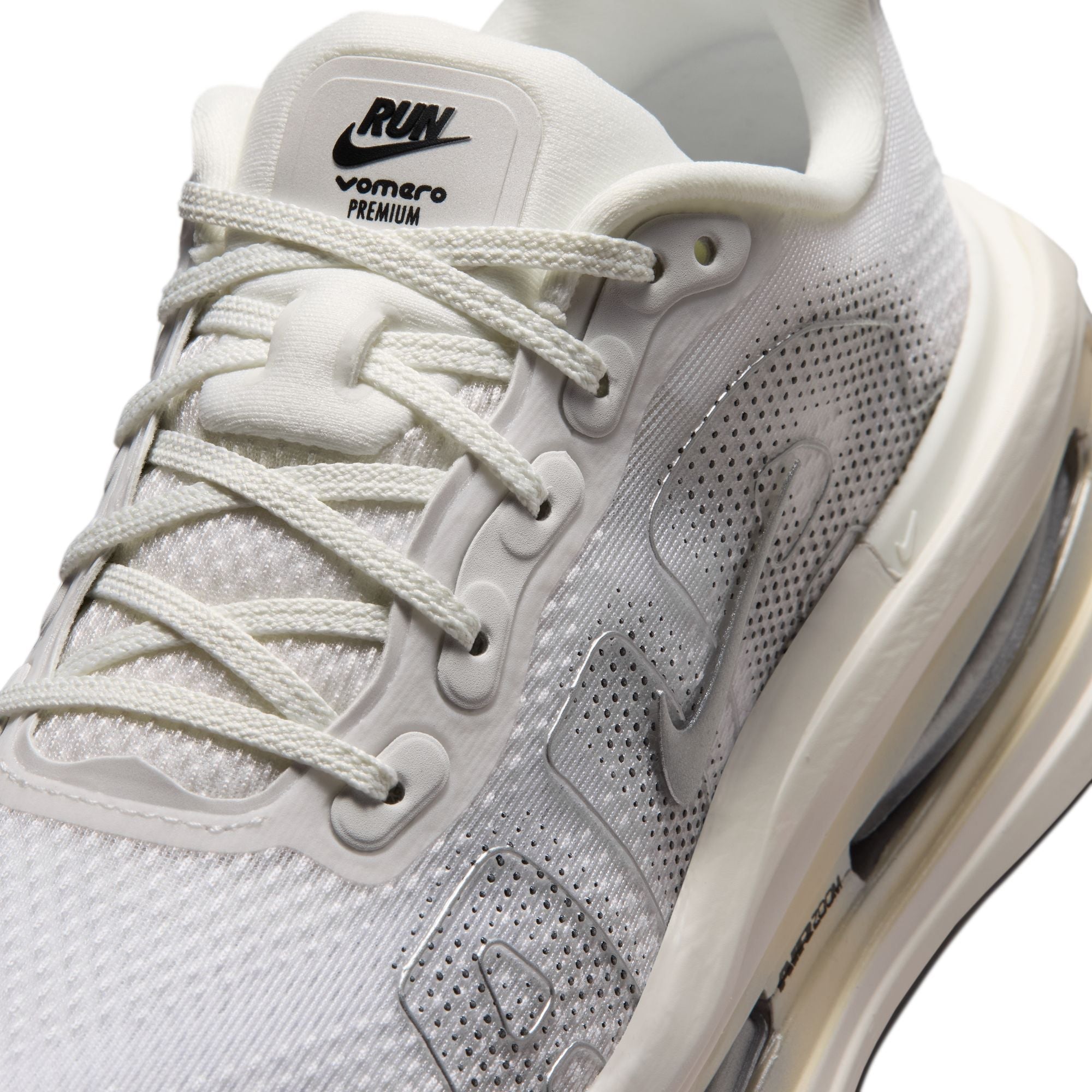 Women's Vomero Premium (101 - Summit White/Metallic Silver-Sail)