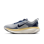Men's Vomero 18 (012 - Wolf Grey/Midnight Navy-Pewter-Sail)