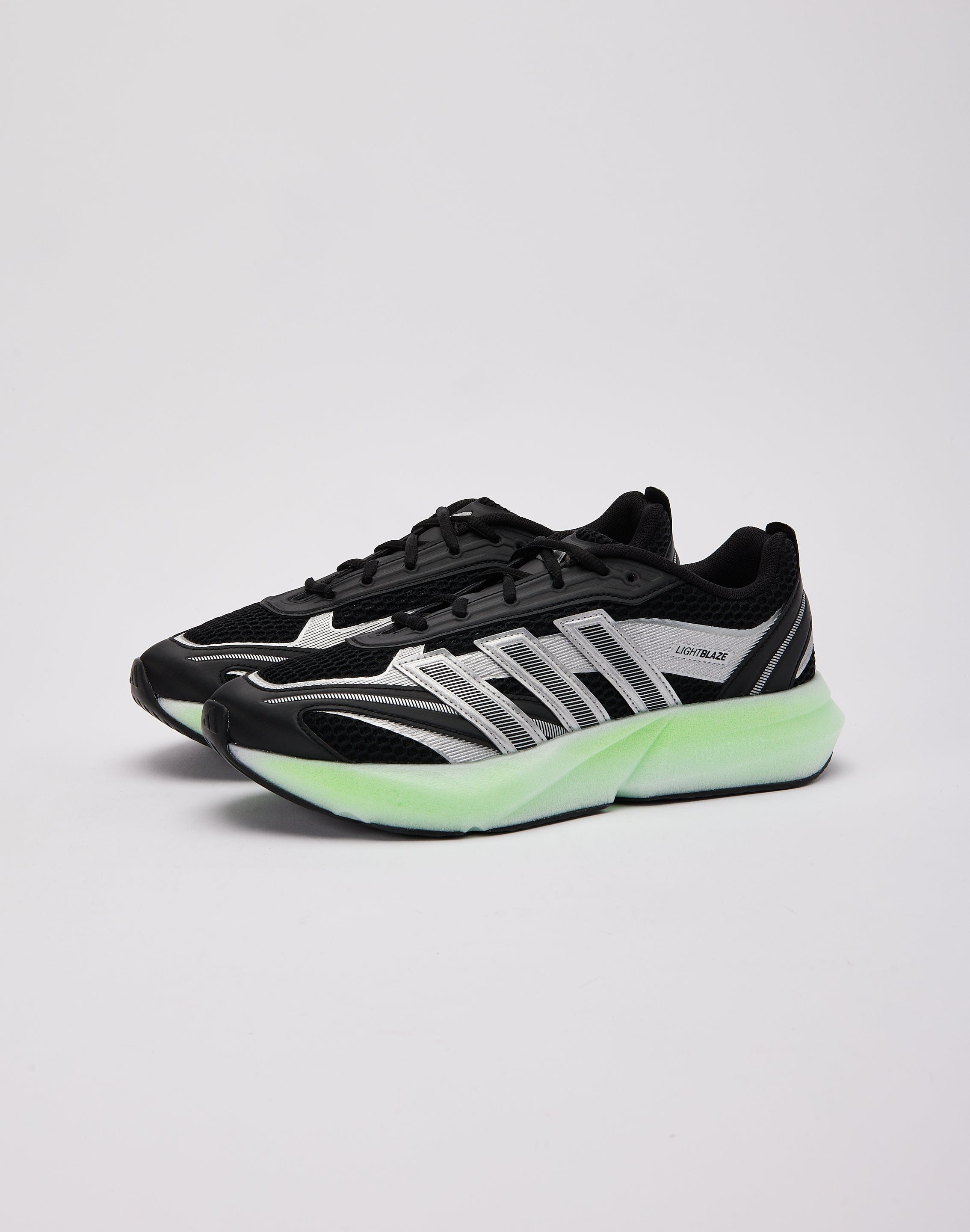 Adidas_JP6321_M009.jpg