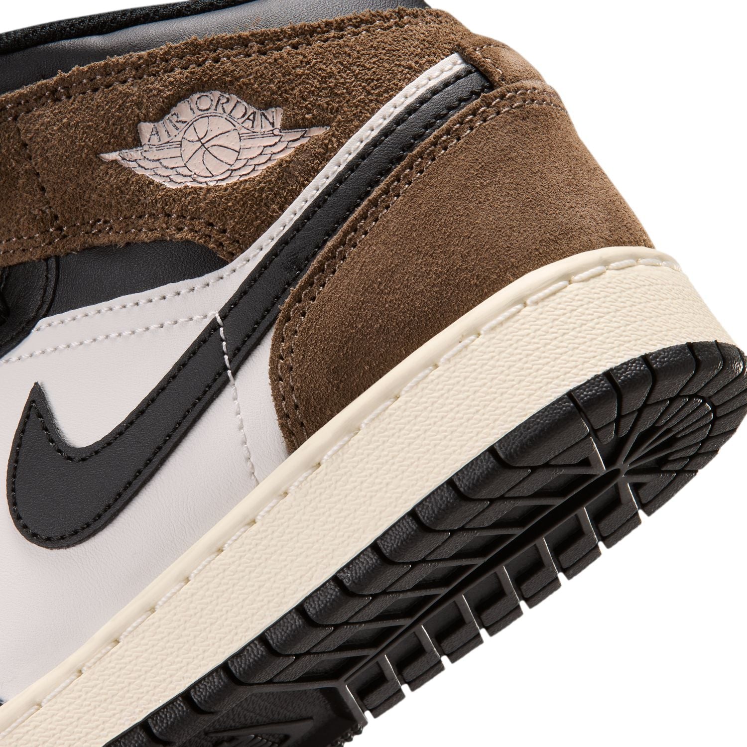 AJ 1 Mid - Youth