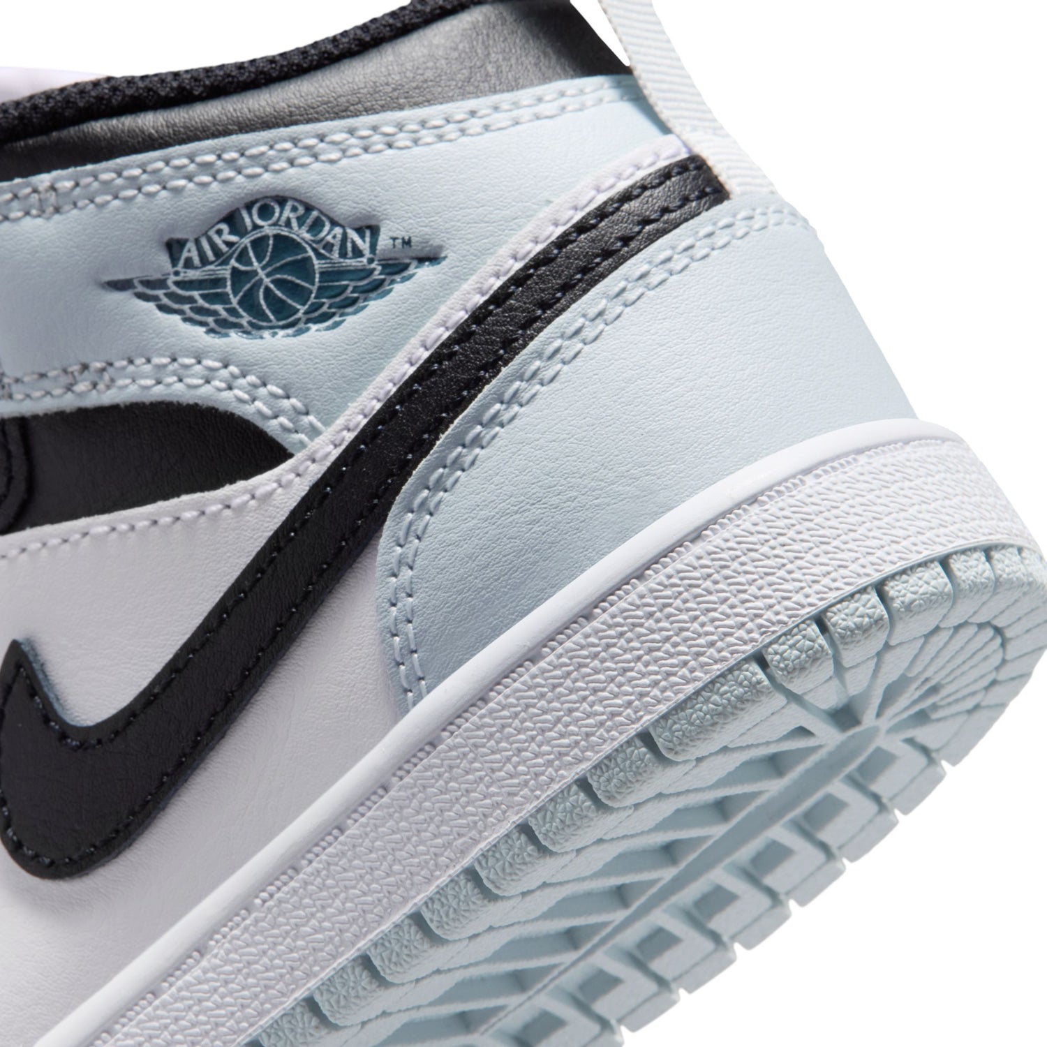 AJ 1 Mid - Kids
