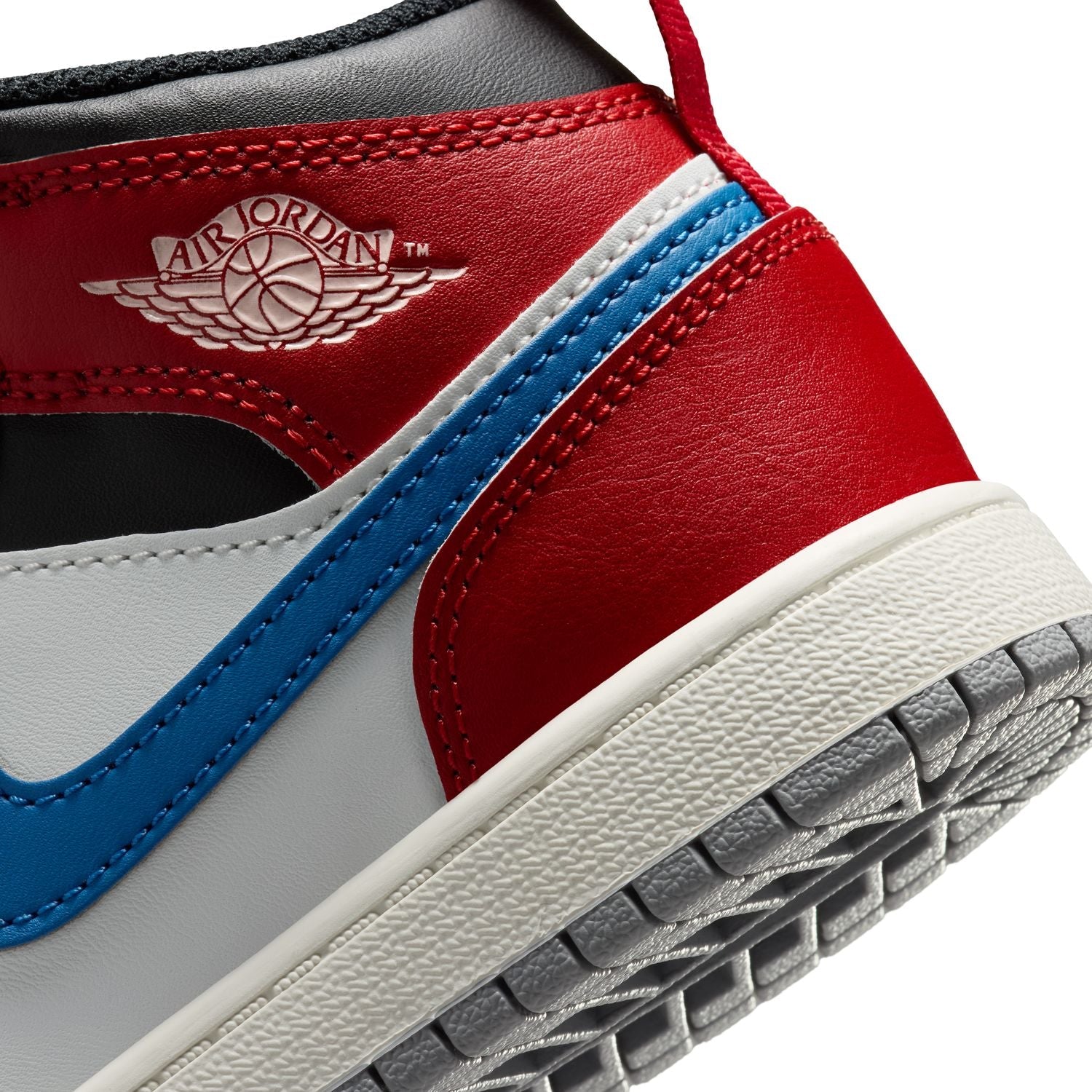 AJ 1 Mid - Kids
