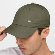 Nike Club Cap Metal Swoosh Strapback