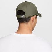 Nike Club Cap Metal Swoosh Strapback