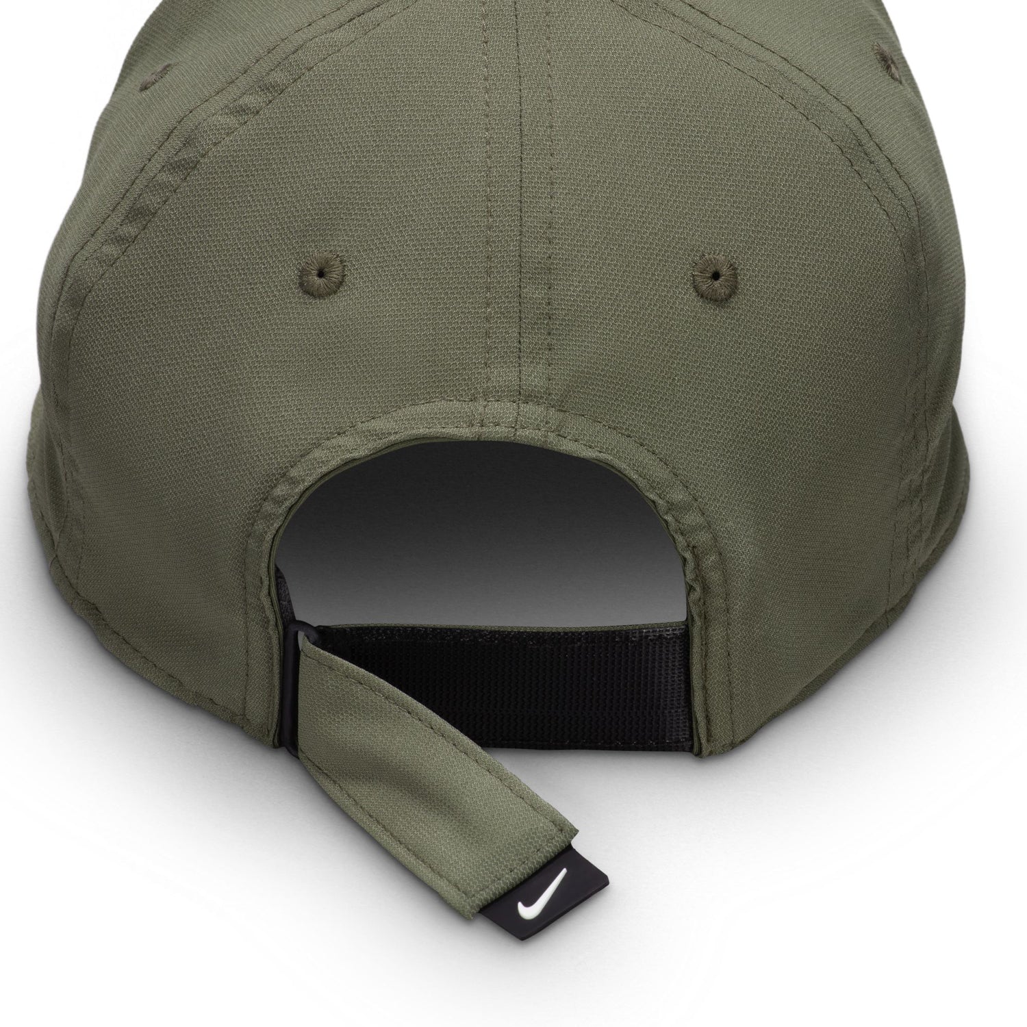 Nike Dri-Fit Club Cap Structured Swoosh Performance Strapback