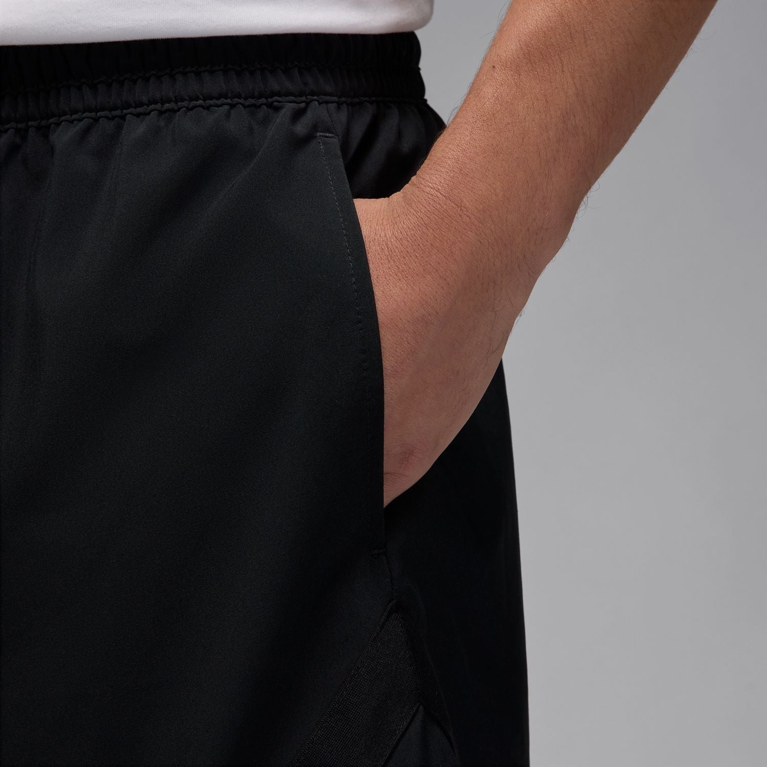 Diamond Woven Short - Mens