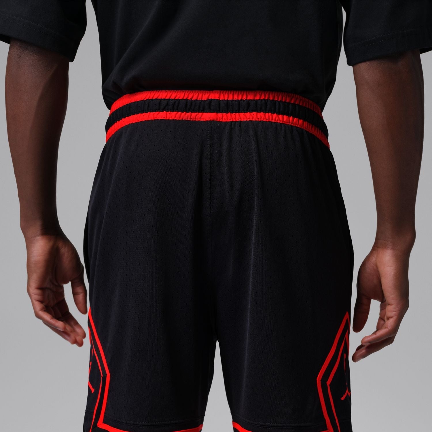 Diamond Mesh Short - Mens