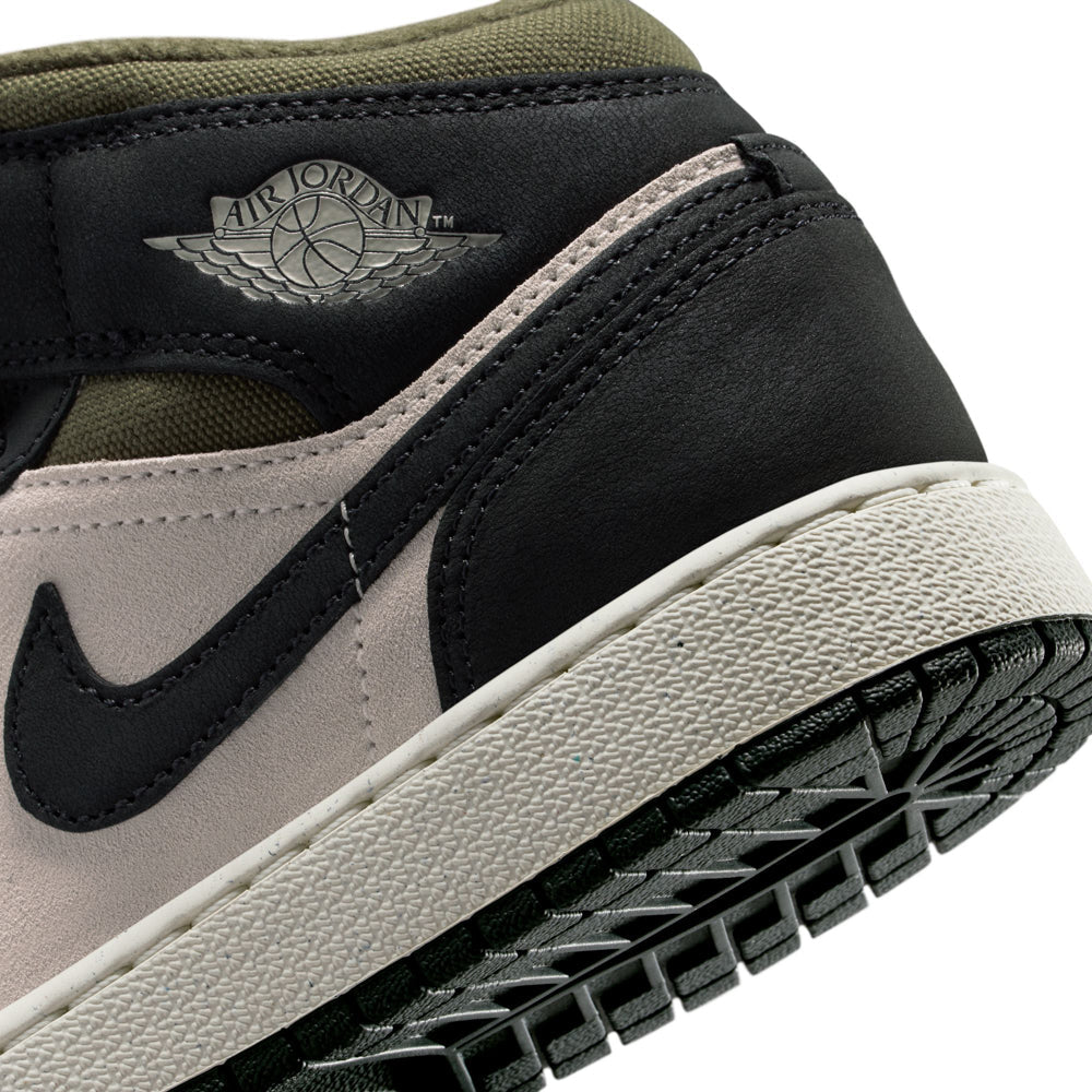 AJ 1 Mid - Youth