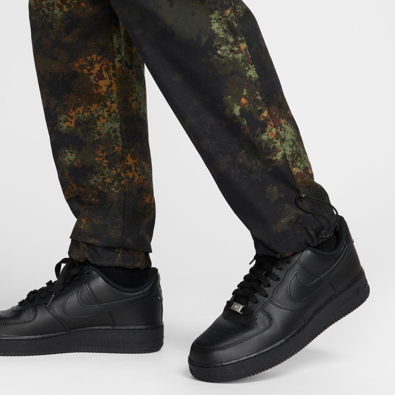 Air Play Woven AOP Pant - Mens