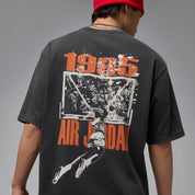 MJ Oversized Graphic Crew - Mens