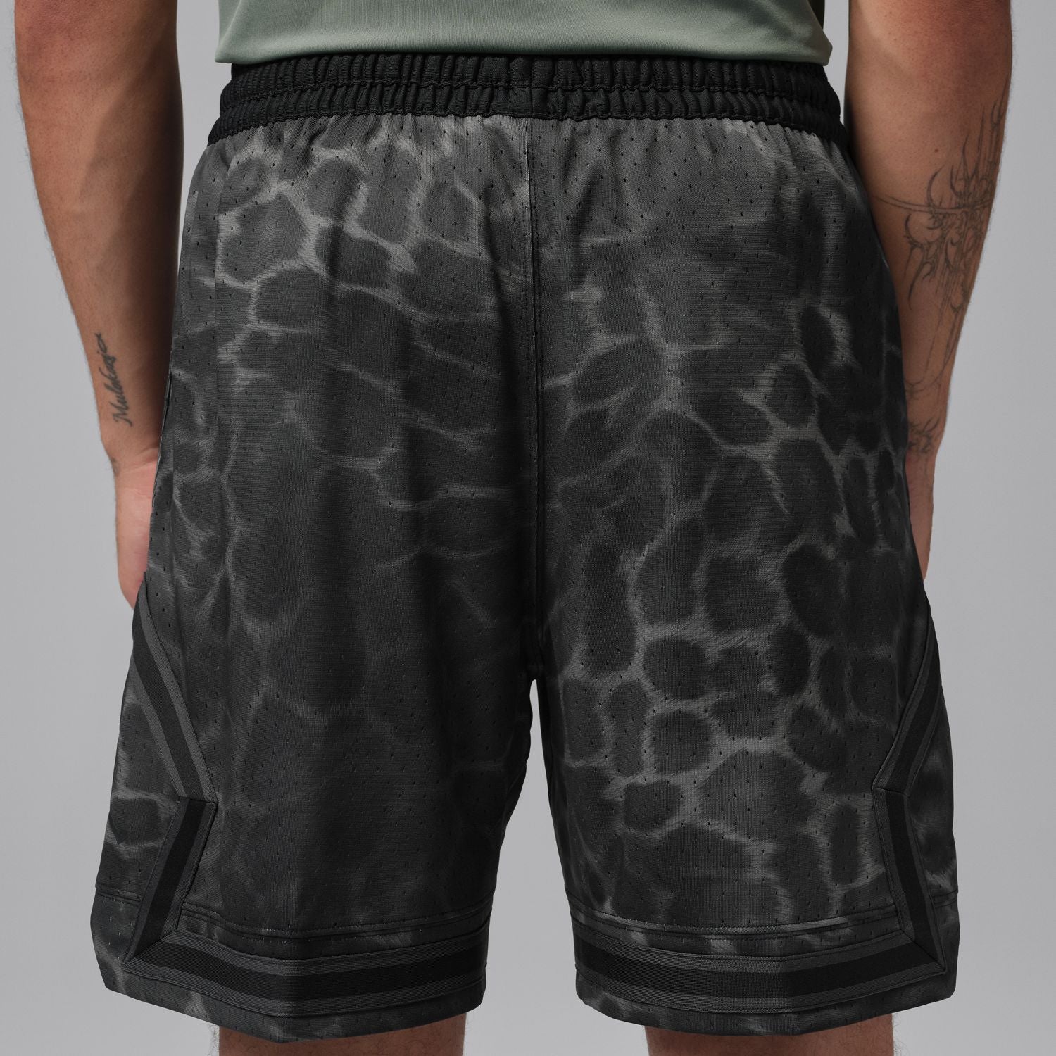Diamond AOP Short - Mens