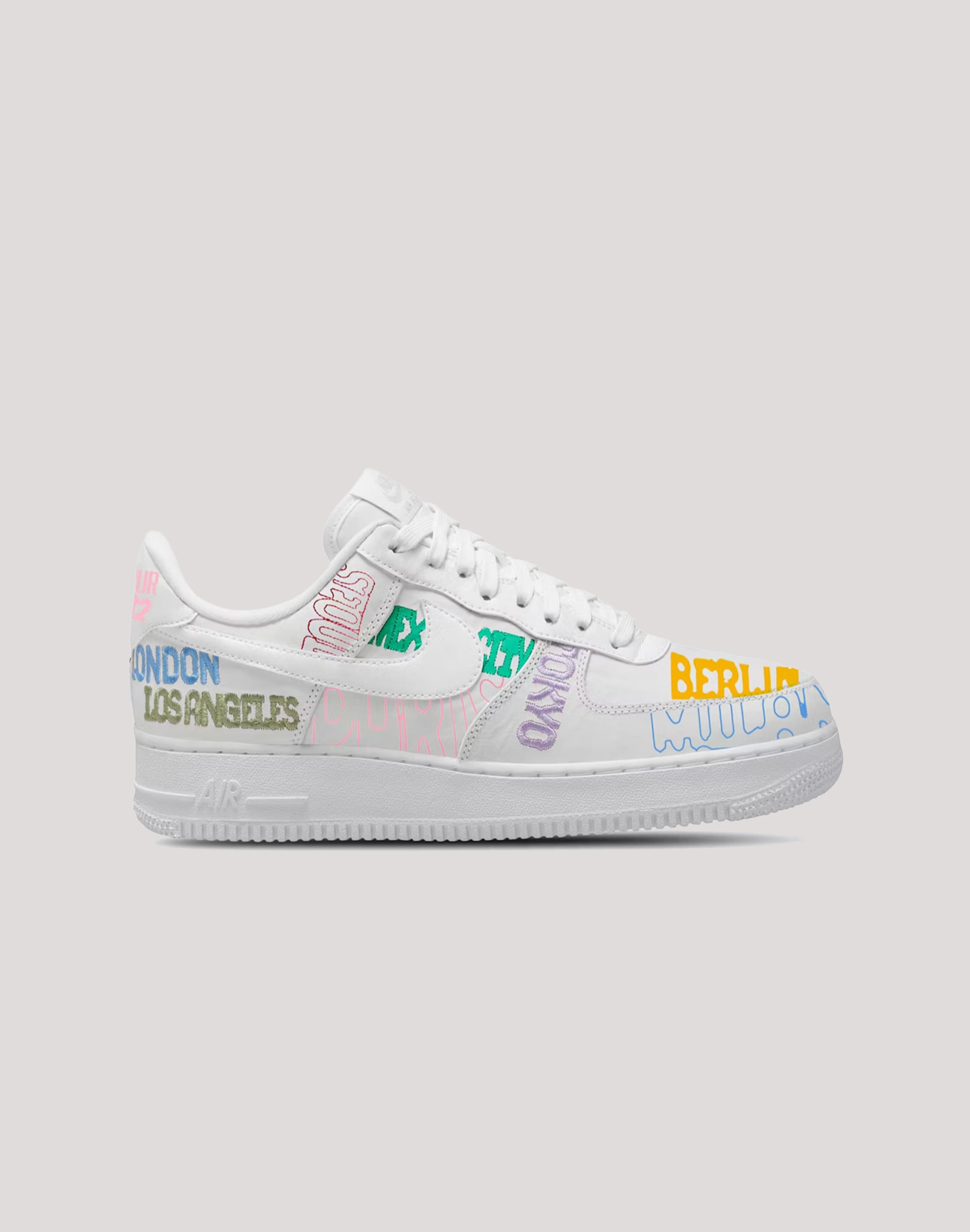 Nike Air Force 1 Low 'World Tour'