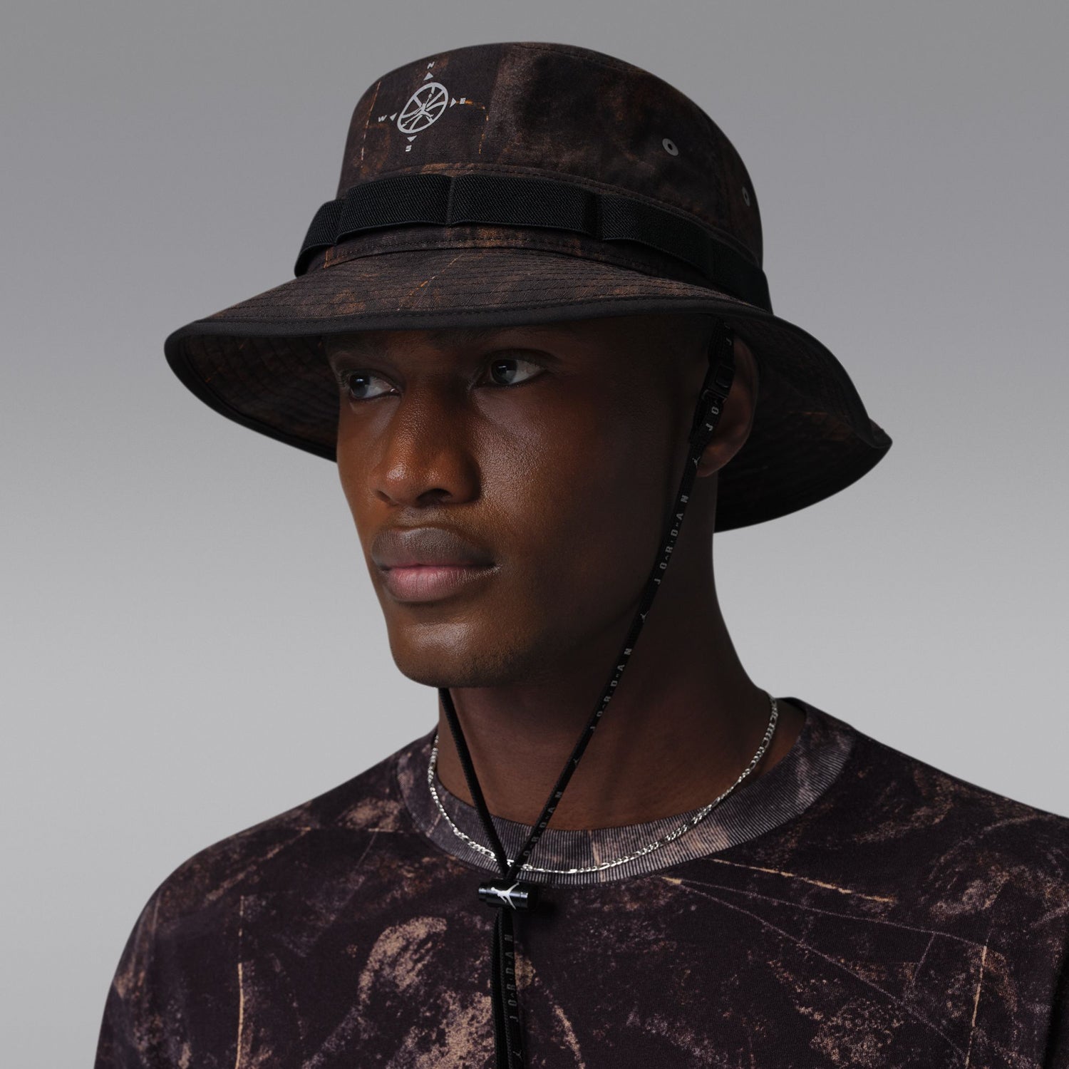 Jordan Apex Utility AOP Hike Mike Bucket
