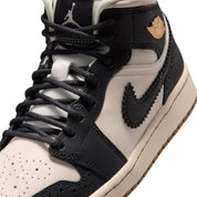AJ 1 Mid SE - Womens
