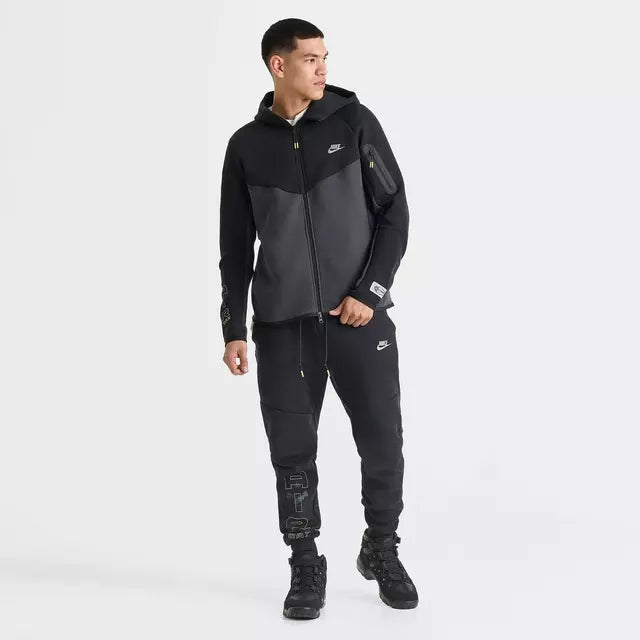 Men's Nike Tech Fleece Air Max Jogger Pants - Black/Neon Yellow