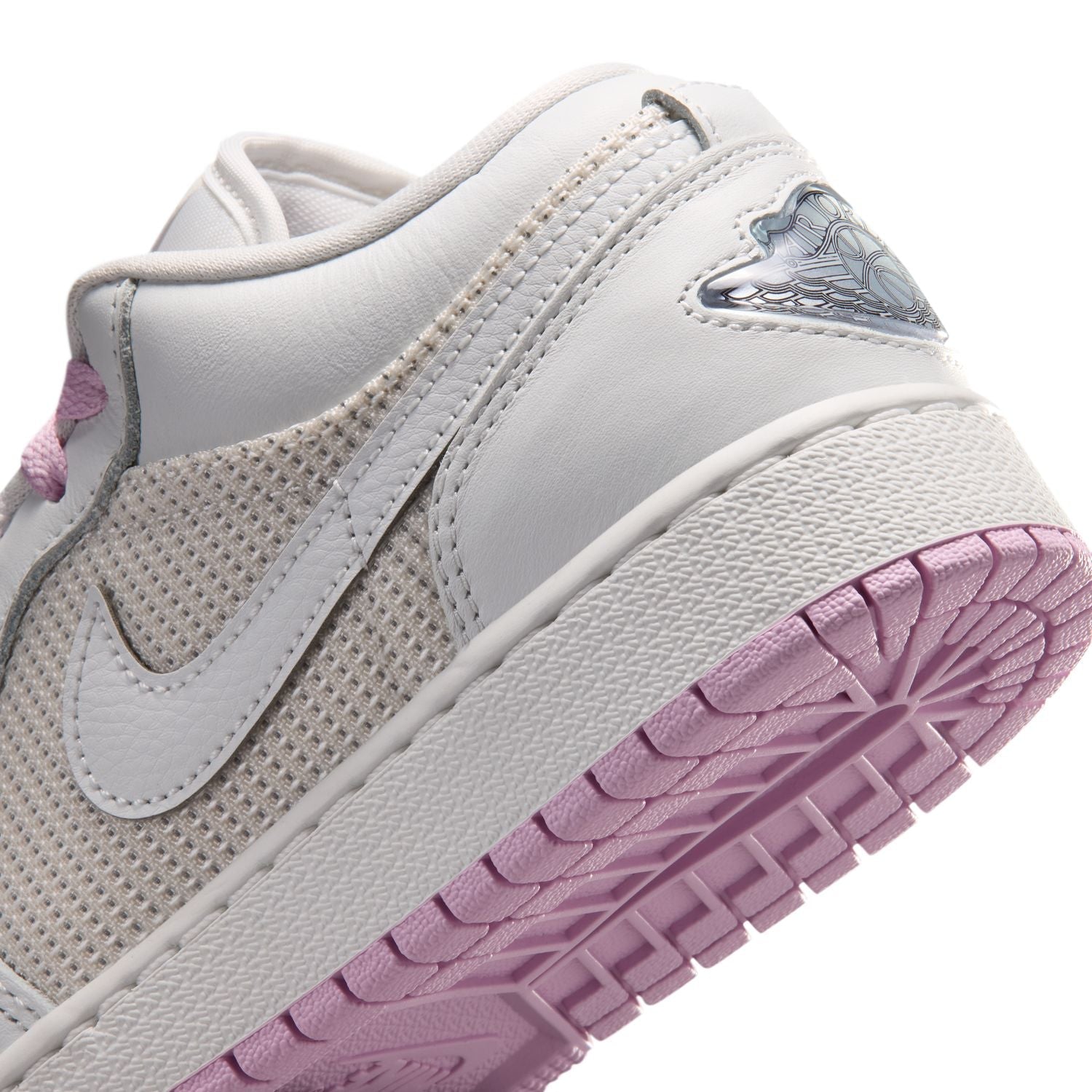 AJ 1 Low SE - Youth
