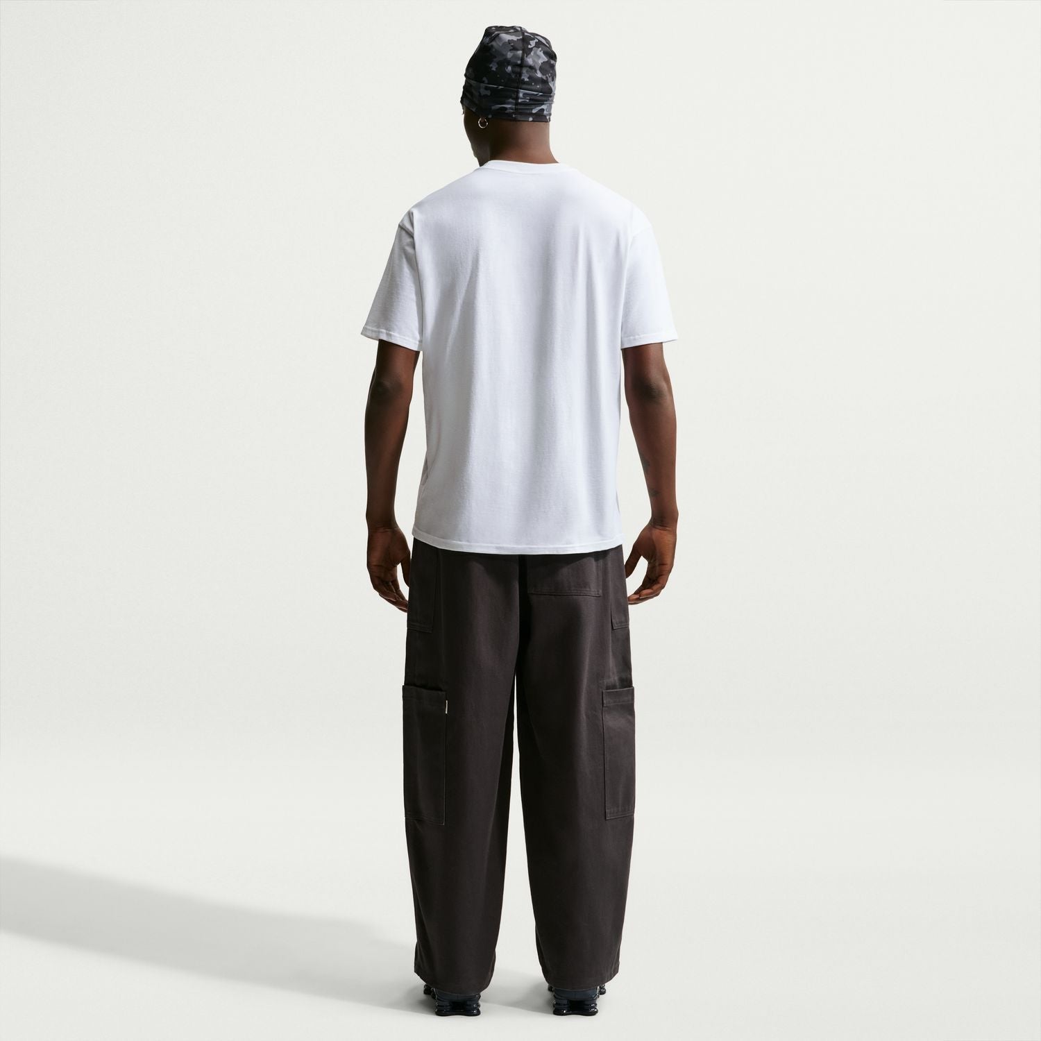 Nike Metallic Graphic Tee - Mens