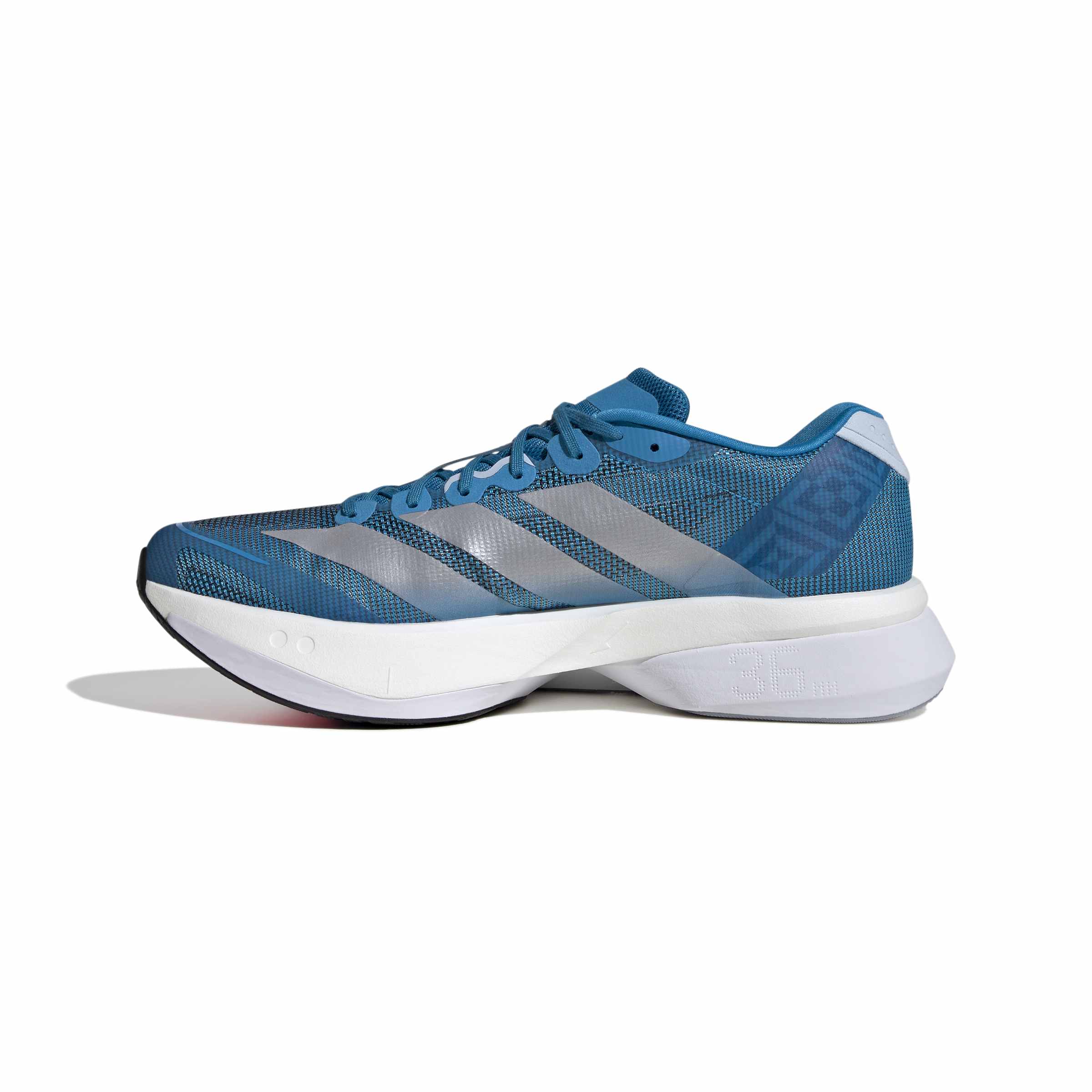 JR4868_5_FOOTWEAR_Photography_SideMedialCenterView_white.jpg