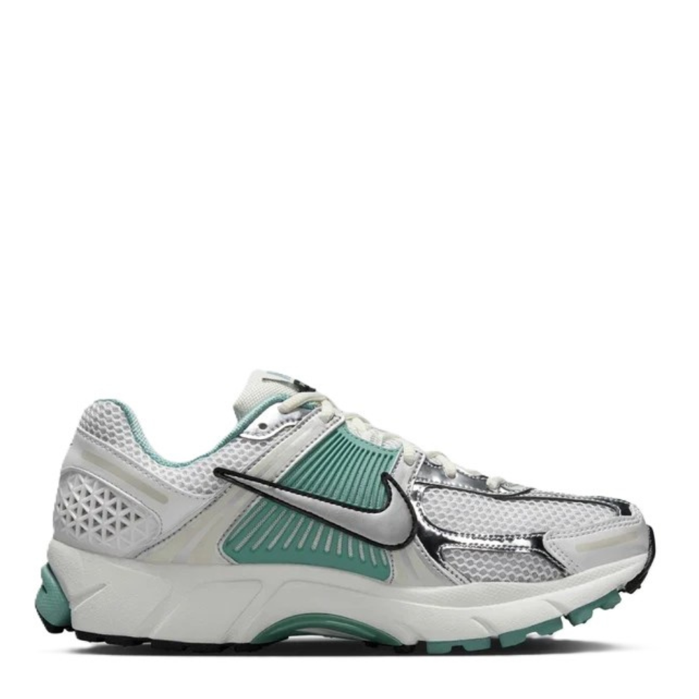 Nike Zoom Vomero 5 Women's Sneakers