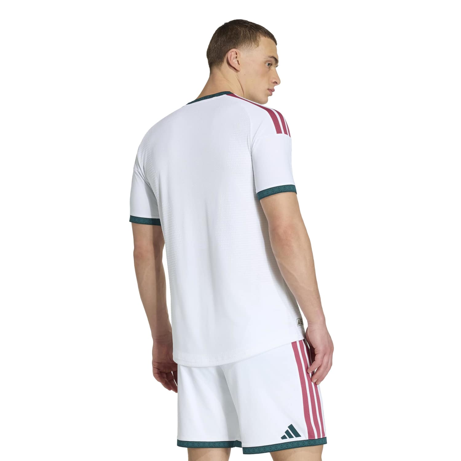 Real Madrid 26/27 Authentic Home Jersey - Mens
