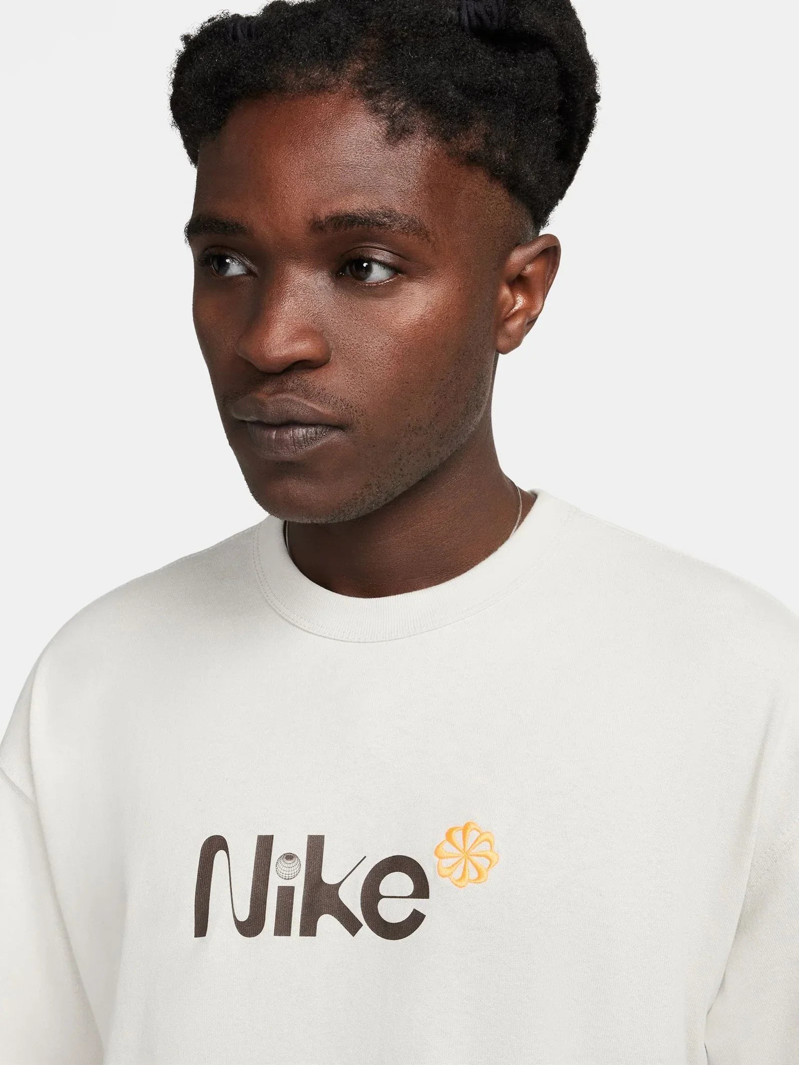 Men's Nike Sportswear Max90 T-Shirt Sail/Light-Bone FQ3766-072