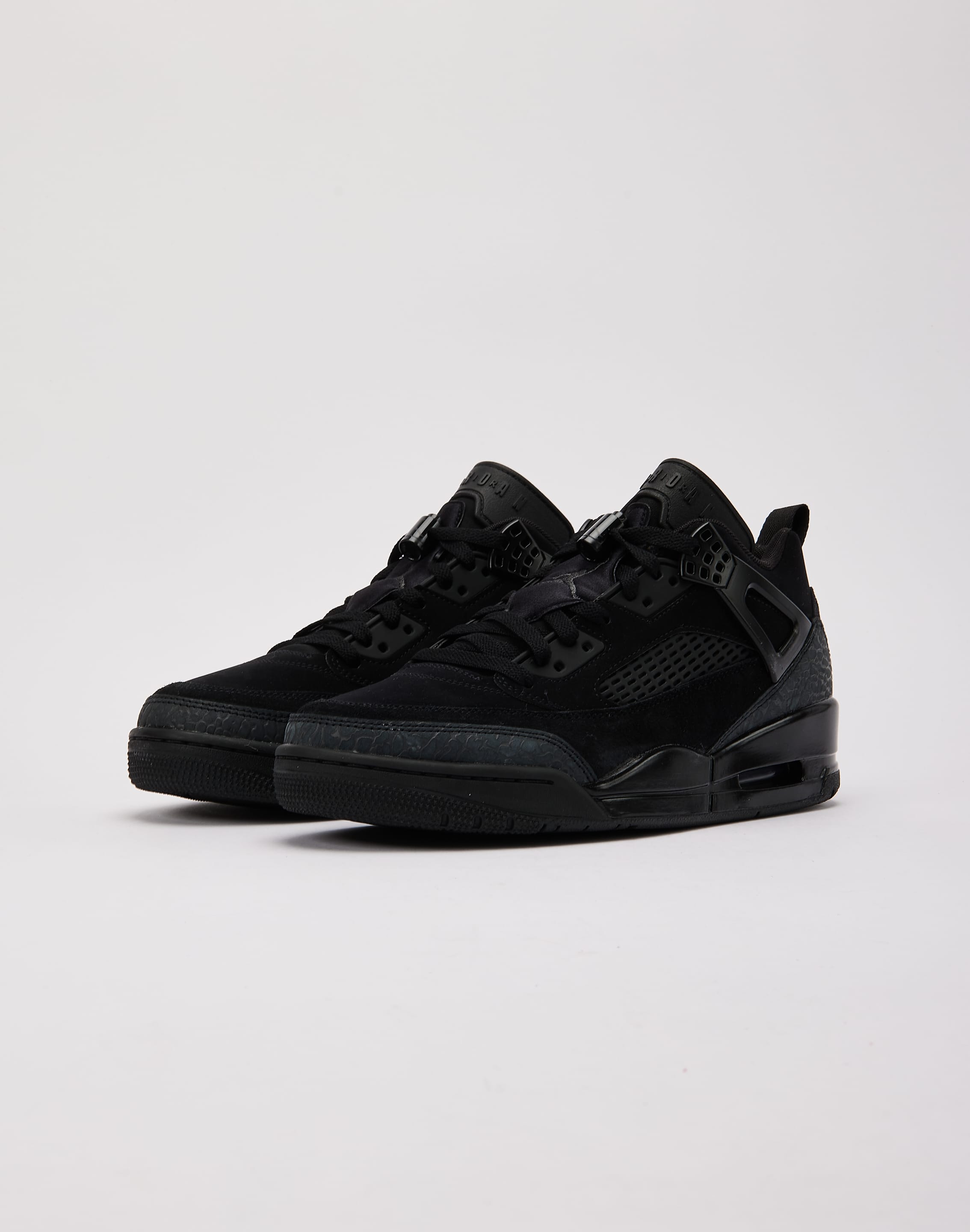 Jordan Spizike Low
