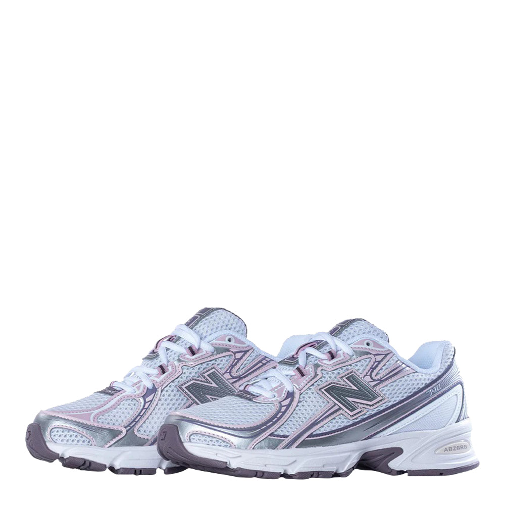 New Balance 740 Sneakers