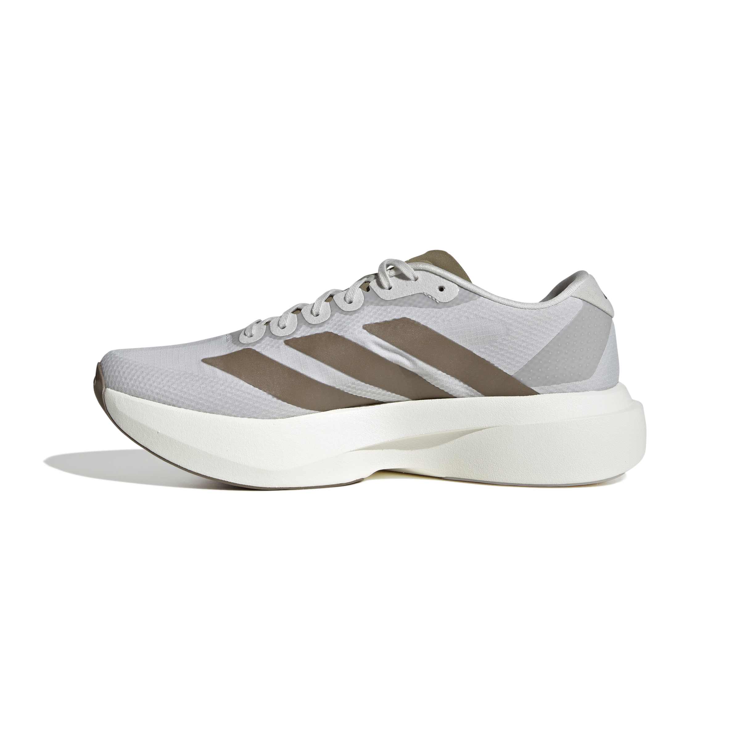 KI4263_5_FOOTWEAR_Photography_SideMedialCenterView_white.jpg
